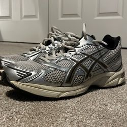 Asics gel 1130 size 9