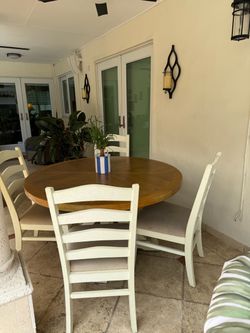 Mesa de comedor 4 sillas