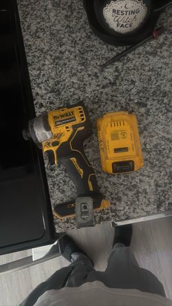 De Walt impact an battery