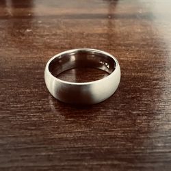 14K White Gold Mens Ring Size 6 