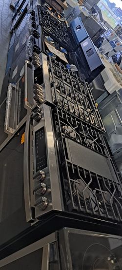 Gas Stoves. O To 55 Down On Financing! 