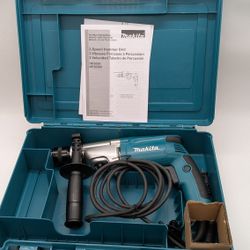 New Makita (HP2050) 1/2in Corded Variable Speed Hammer Drill With Torque