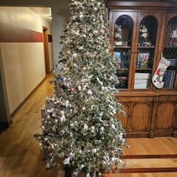 Christmas Tree with decorations. Free Pickup Today only.