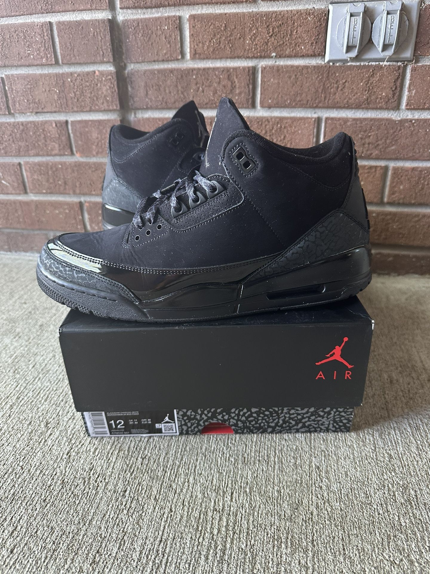 Air Jordan Retro 3 Black Cat 2025 Size 12 Men’s Great Condition