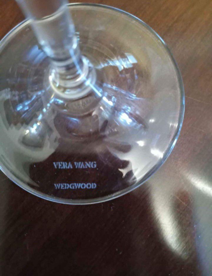 VERA WANG Champagne Flutes "Lariat by Wedgwood"