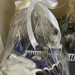 Bath And Body Works Valentines Gift Baskets