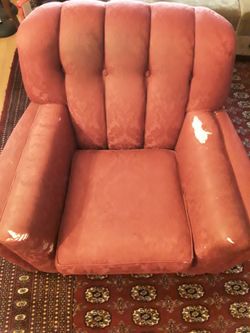 FREE Wide Back Antique Chair