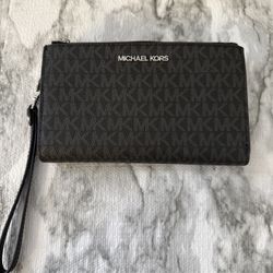 Michael Kors Jet Set Travel Double Zip Wristlet Wallet MK Logo Signature- Black