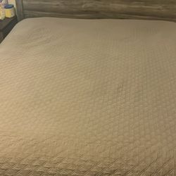 Ashley Furniture Color Gray , Queen Size 