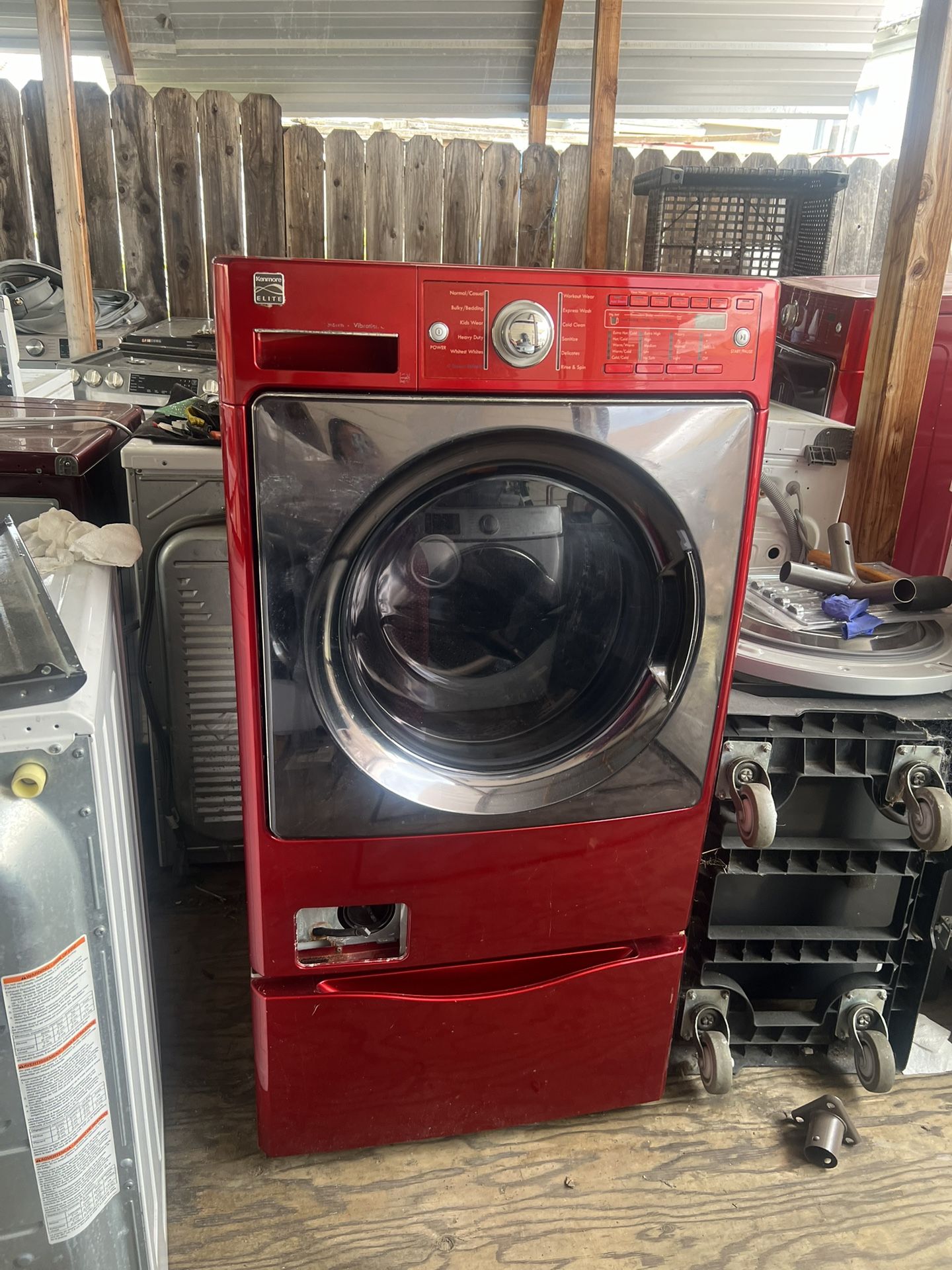 Kenmore Elite Gas Front Load Washer and Dryer with a 3-month warranty. Free delivery in the Oakland area. Outside the Oakland area, delivery depends o
