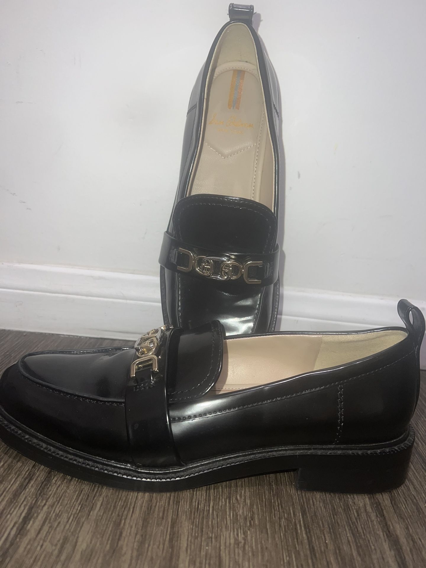 Sam Edelman Black Patent Leather Loafers – Gold Chain Detail