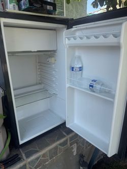 Franklin Chef Mini Fridge & Freezer