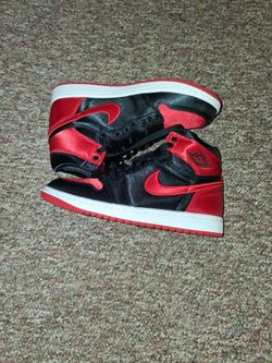 Jordan 1 red and black size 7