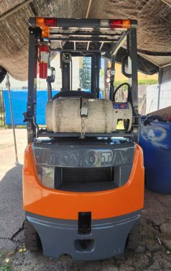 Forklift Model 8 (Check Discription)
