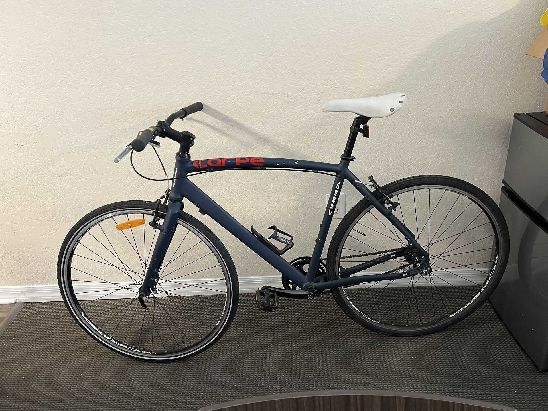 Orbea Carpe H60 Hybrid Bike. 21.5” Frame (for 5’11-6’3)