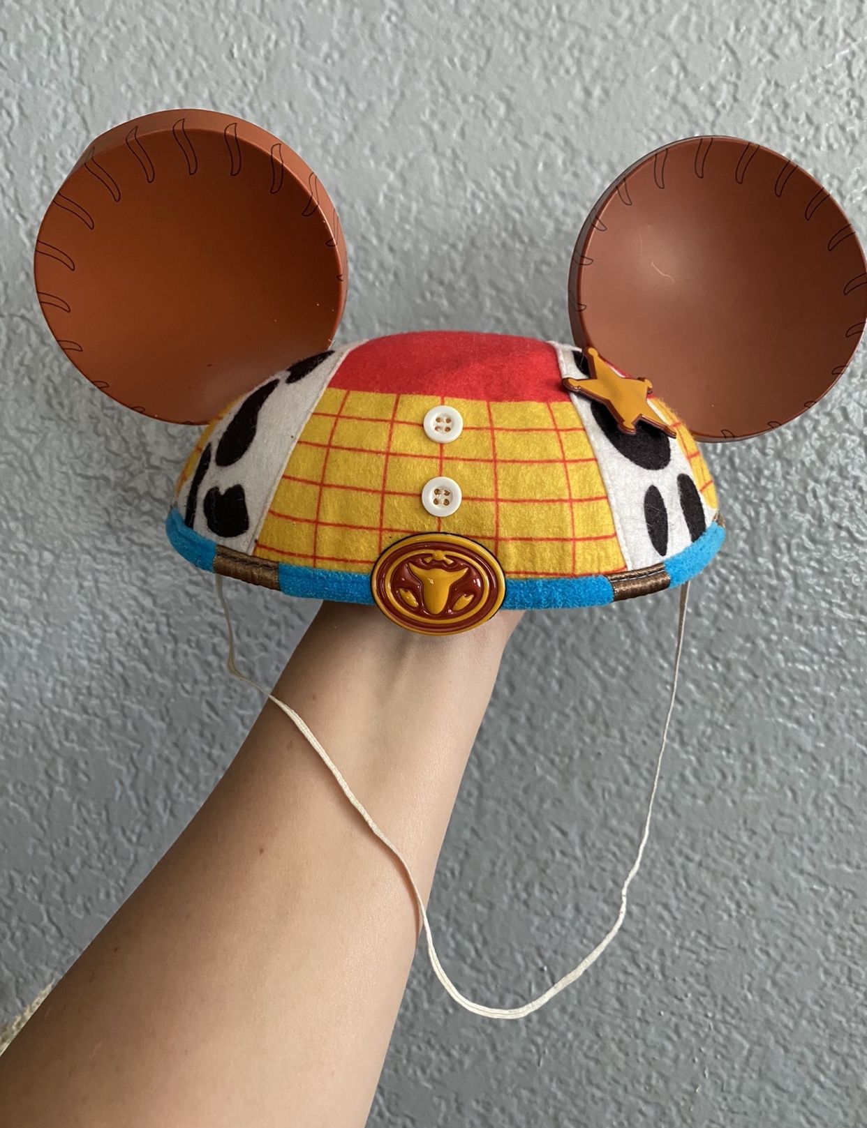 Ejecutante Comparable frutas DISNEY PARKS TOY STORY WOODY MICKEY EARS *READ DESCRIPTION* DISNEYLAND EARS  HAT For Sale In Santa Ana, CA OfferUp | lupon.gov.ph