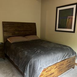 Wooden Bed Frame + Leesa Mattress 