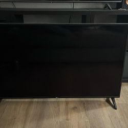 49” Samsung Smart Tv