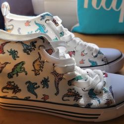 Hot TOPIC NEw With TAGS DINOSAURS Womens Canvas Shoes Flat 6