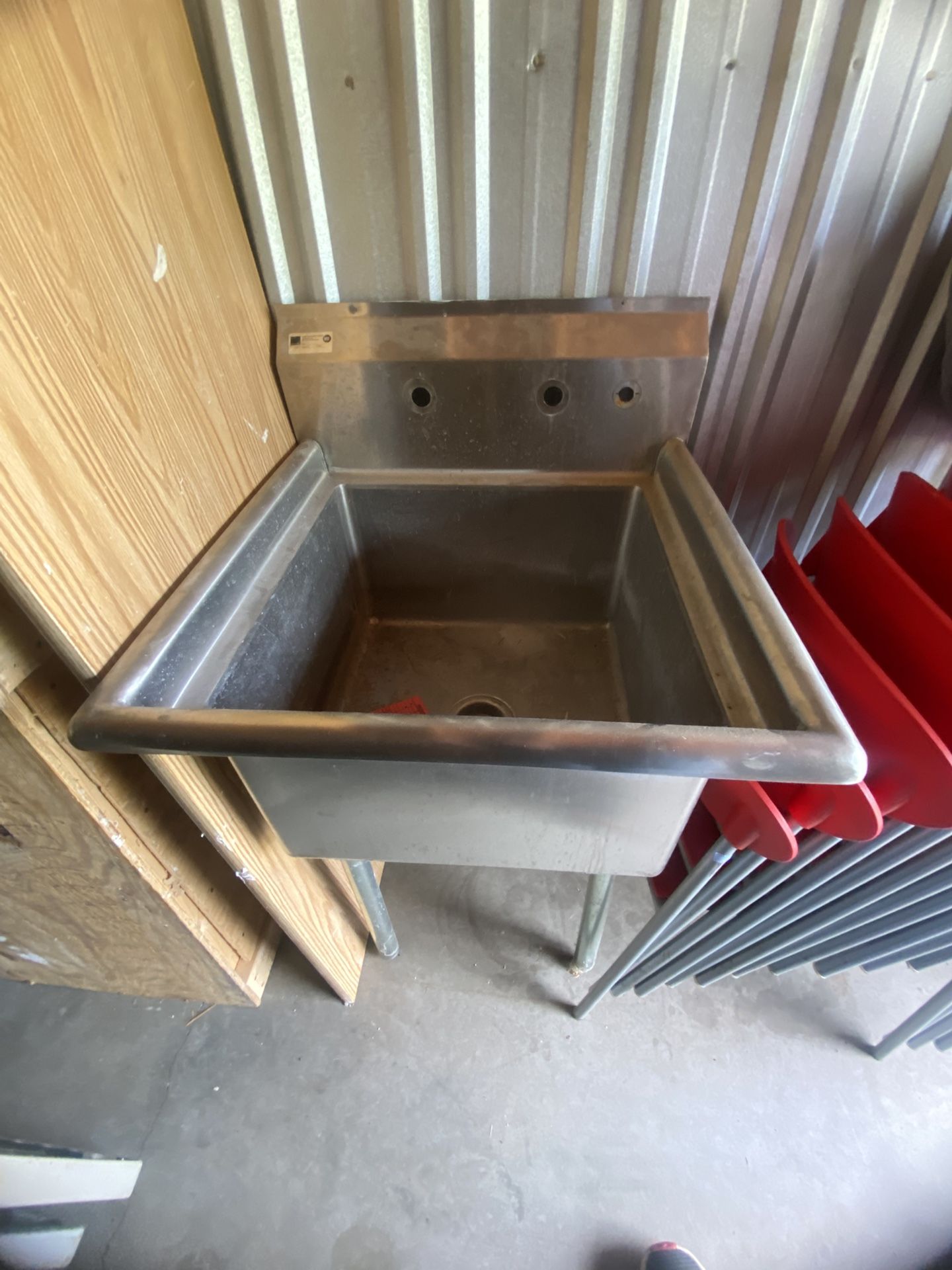 Commercial Single Compartment Sink