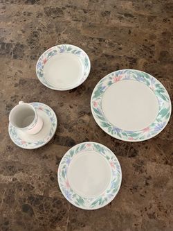 Dinner set
