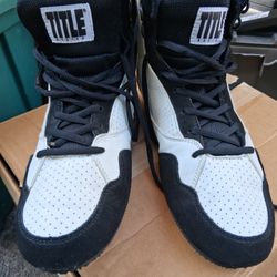 TITLE Boxing Speed-Flex Encore Mid-Top Boxing Shoes Size 8 1/2 - 9.