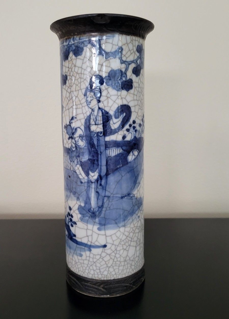 Vintage Chinese Blue White Porcelain Vase Qianlong Mark Crackle Glaze 11.5"