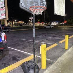portable basketball hoop