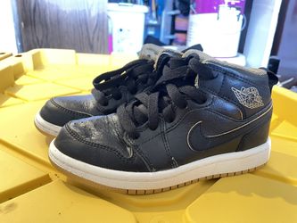 Nike Air Jorden 1 Retro Kids Size 11C