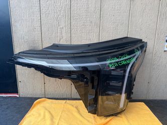 2025 2026 KIA CARNIVAL RIGHT SIDE FENDER OEM USED