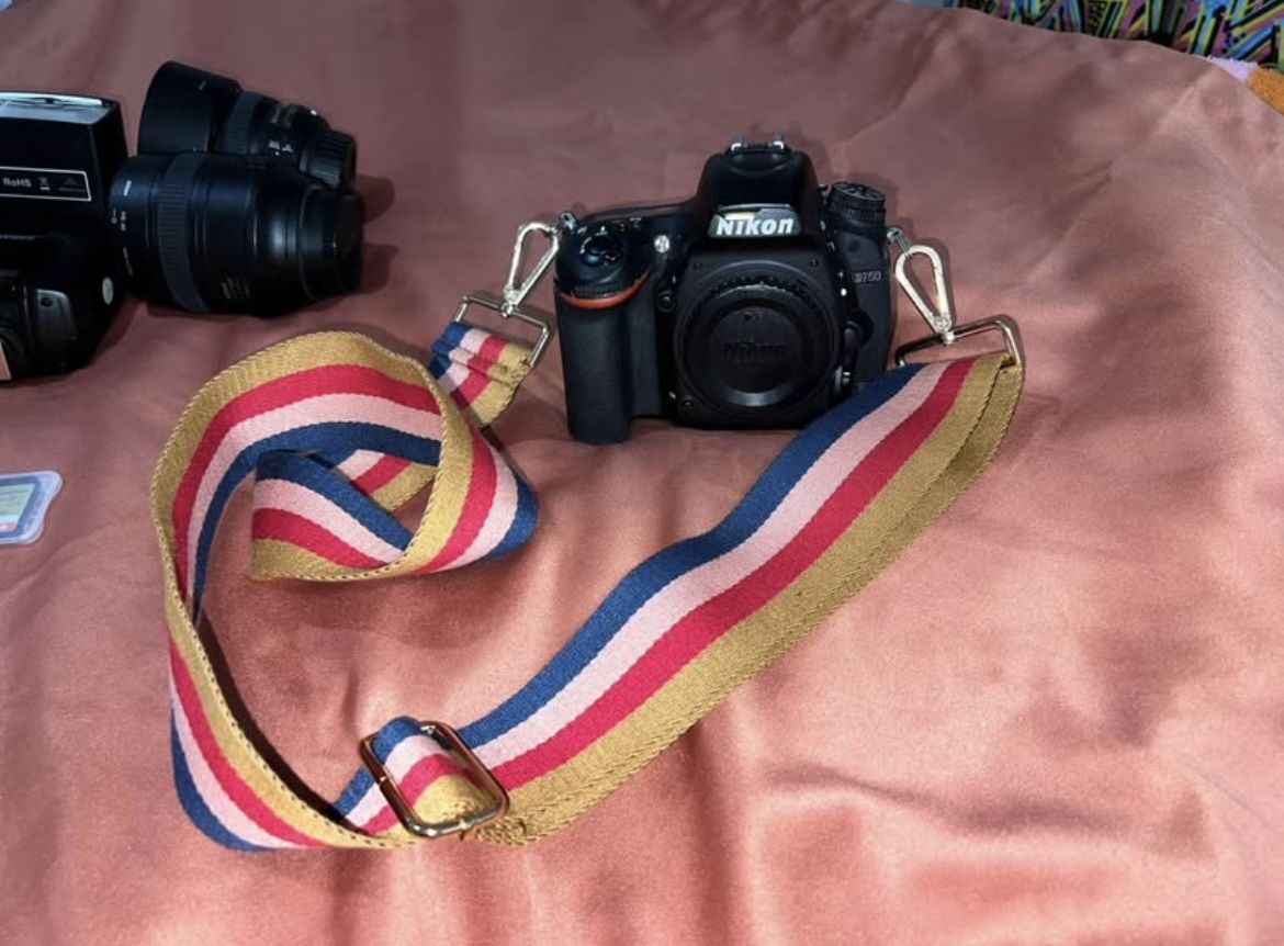 Nikon D750 With 2 Lenses