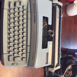 Vintage Smith Corona Typewriter