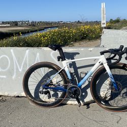 2020 Specialized Allez Sprint — Size 49