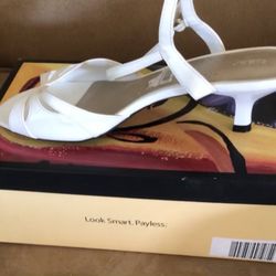 Brand new ladies dress shoes 