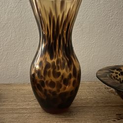 Beautiful Vase And Matching Bowl 
