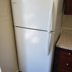Frigidaire 30 By 30 66 Tall $100