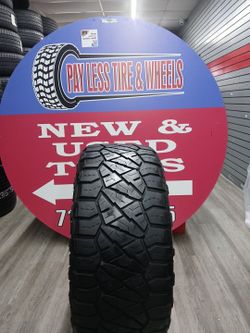 1 tire semi-new 33x12.50 R 20 Nitto Ridgegrappler Lt