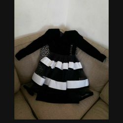 Vintage Authentic Valentino Boutique Black And White Dress For Women Size Small 