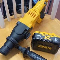 DEWALT 20-Volt MAX Cordless Brushless 1 in. SDS Plus D-Handle Concrete & Masonry Rotary Hammer With 8AH Battery 