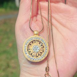 Exquisite 24k Gold Vermeil Created Diamonds Sunflower Compass Pendant Necklace