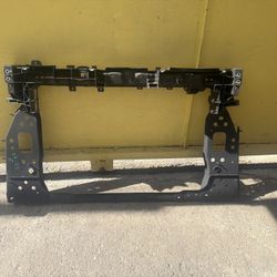 2017-2021 JEEP COMPASS RADIATOR SUPPORT #2 