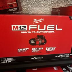 Milwaukee M12 Fuel Comoact Band Saw Tool Only
