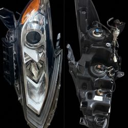 2016-2018 Nissan Altima Headlight - Passenger Side (Right) - Genuine OEM
