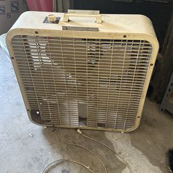Large box fan