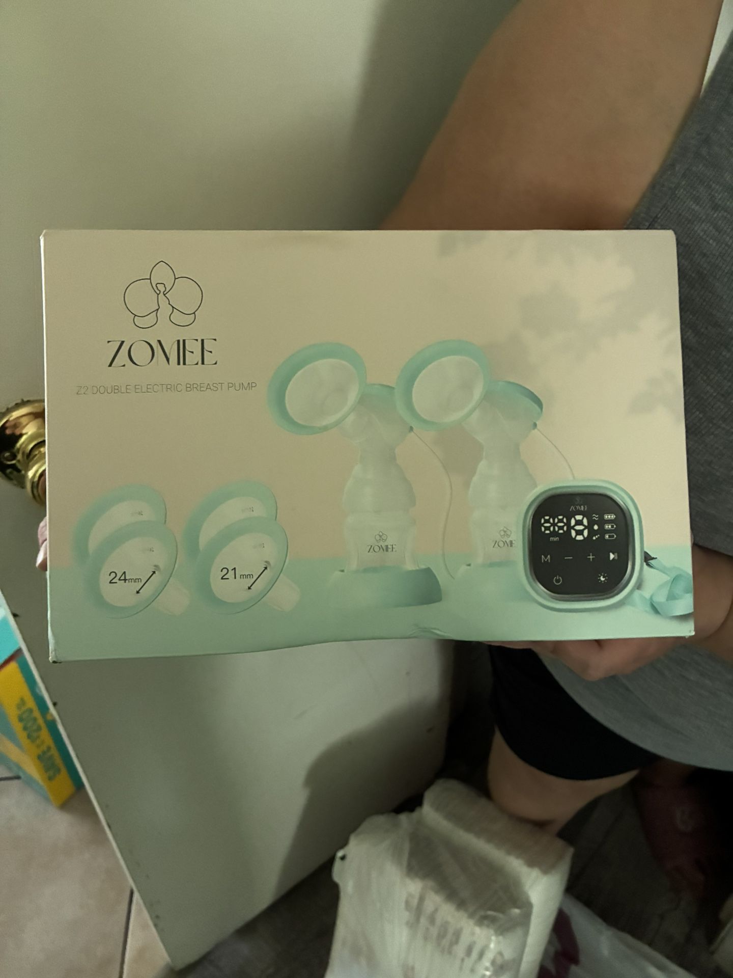 Zomee Portable Breast Pump