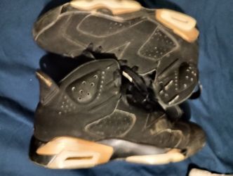 Jordan 6s Size 9