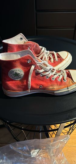 Converse high Top -size 10  In Good Condition 
