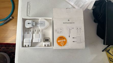 Apple World Travel Kit