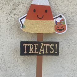 Halloween Treats Candy Corn Yard Stake Sign.