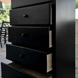 Solid Wood Dresser.  Nice!!